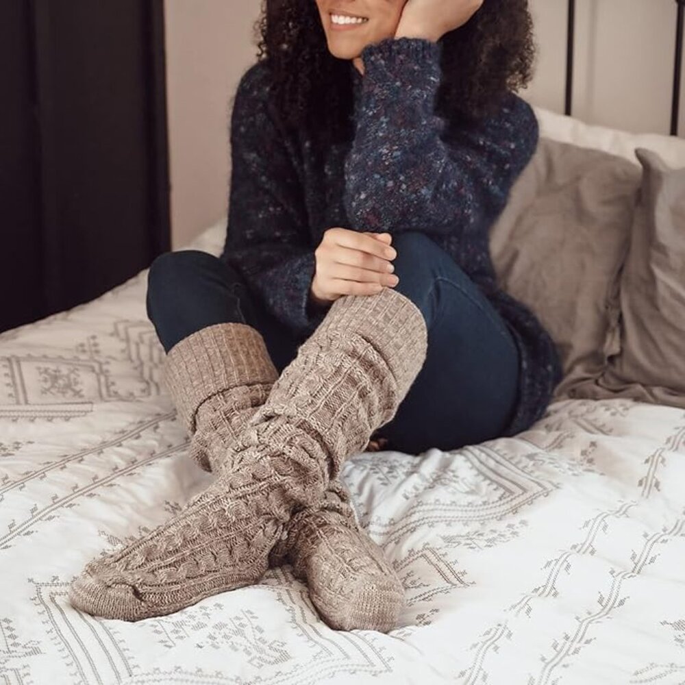 Women's Cable Knit Over The Knee Socks
